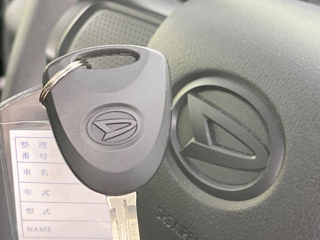 DAIHATSU HIJET CARGO 2025