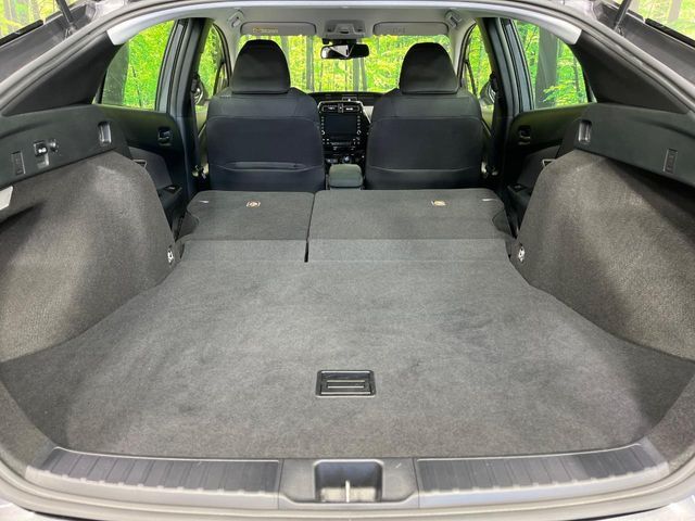 TOYOTA PRIUS 4WD 2022