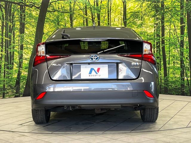 TOYOTA PRIUS 4WD 2022