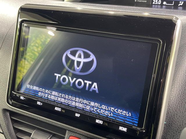 TOYOTA VOXY 4WD 2020