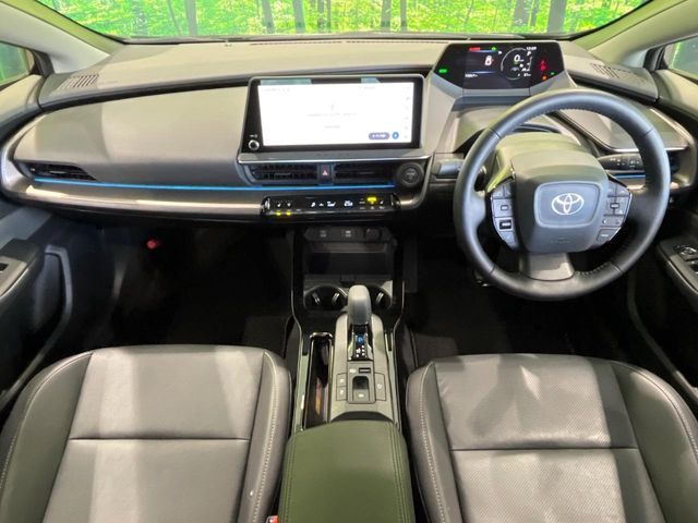 TOYOTA PRIUS 4WD 2024