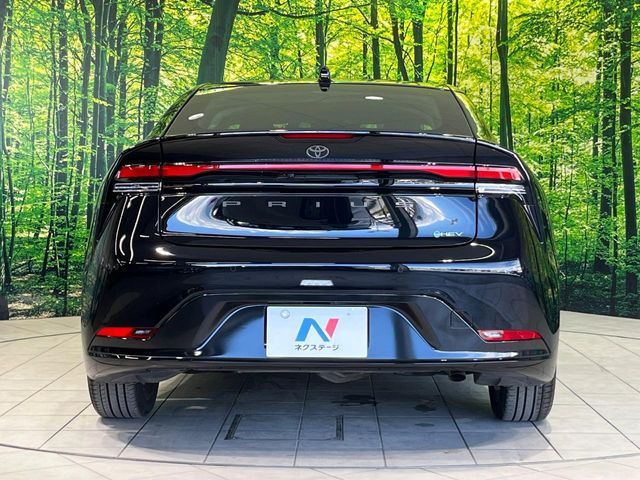 TOYOTA PRIUS 4WD 2024