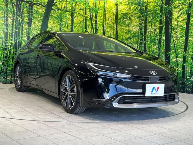 TOYOTA PRIUS 4WD 2024