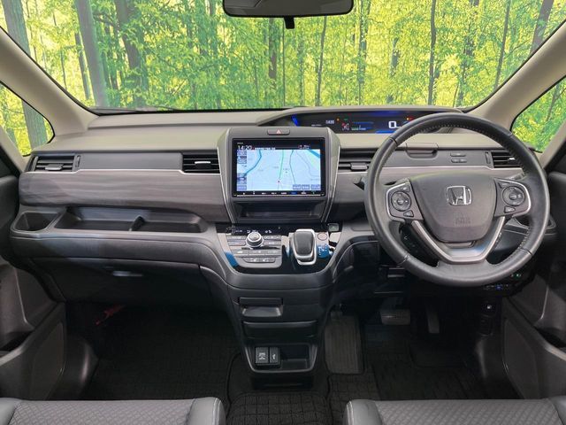 HONDA FREED HYBRID 2023