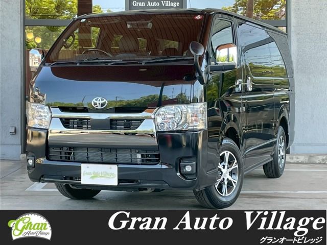 TOYOTA HIACE van 2WD 2024