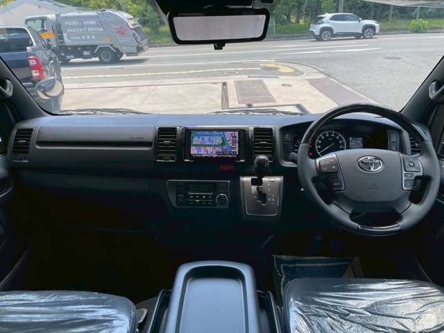 TOYOTA HIACE van 2WD 2024