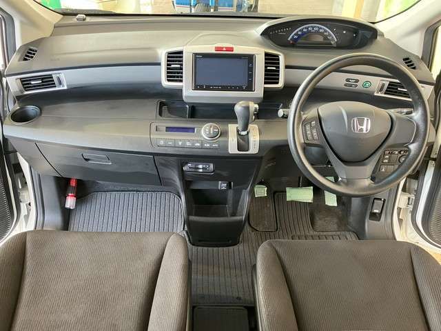 HONDA FREED 4WD 2014