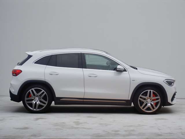 MERCEDES BENZ MERCEDES AMG GLA class 2023