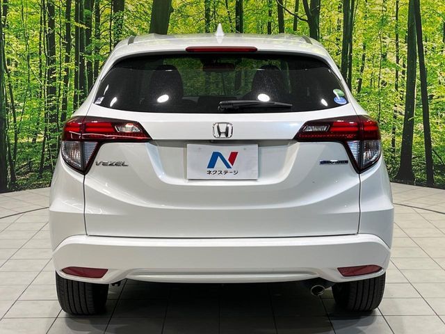 HONDA VEZEL HYBRID 2017