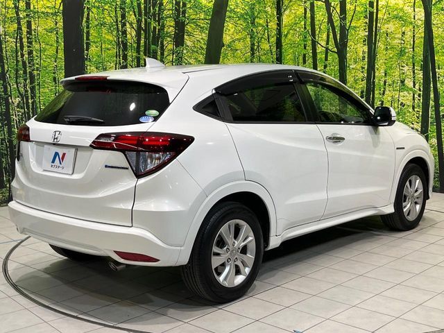 HONDA VEZEL HYBRID 2017