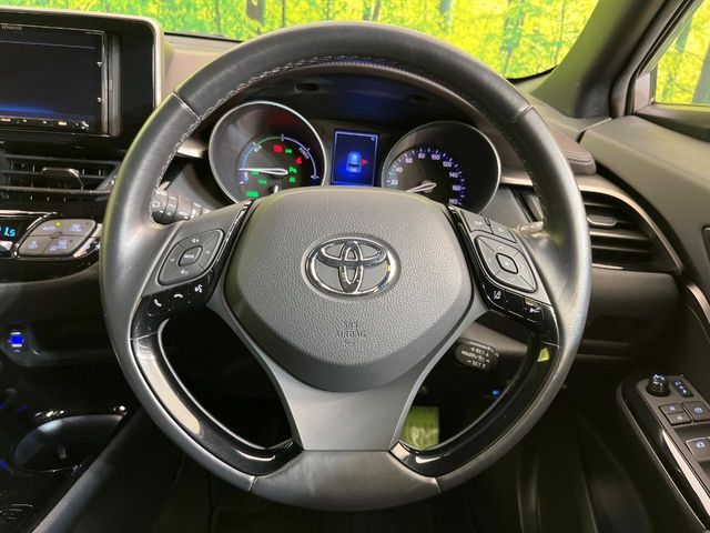 TOYOTA C-HR 2017