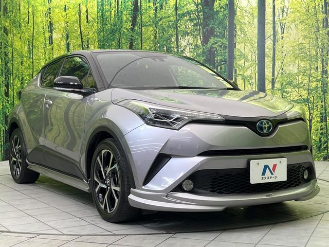 TOYOTA C-HR 2017