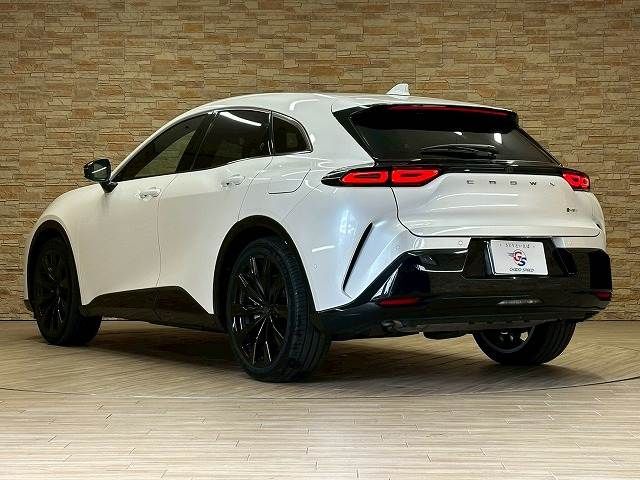 TOYOTA CROWN SPORT 2024