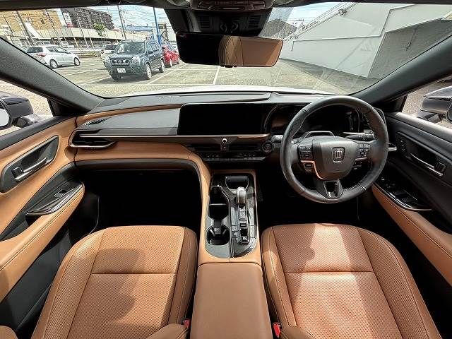 TOYOTA CROWN SPORT 2023