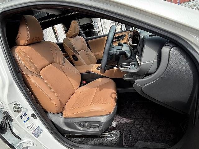 TOYOTA CROWN SPORT 2023