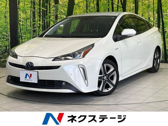 TOYOTA PRIUS 2019