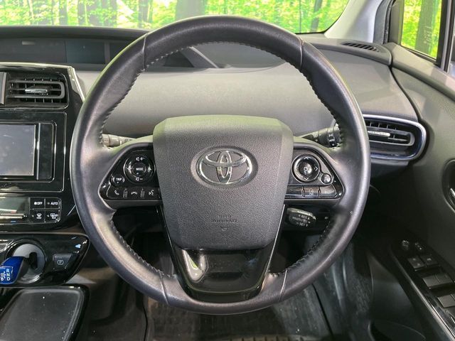 TOYOTA PRIUS 2019