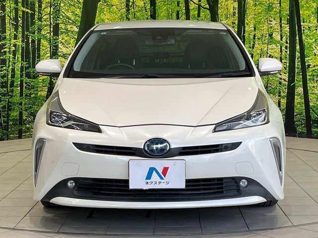 TOYOTA PRIUS 2019