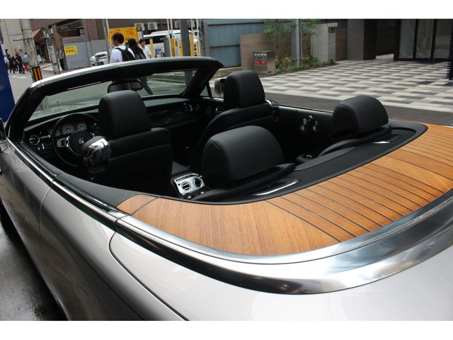 ROLLS-ROYCE ROLLS-ROYCE open 2017