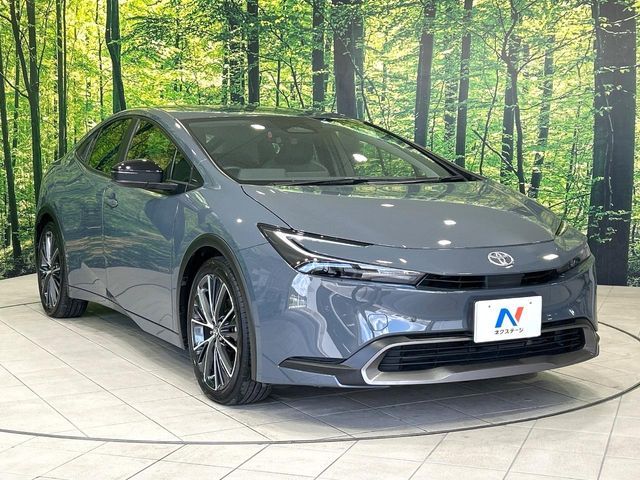 TOYOTA PRIUS 2023