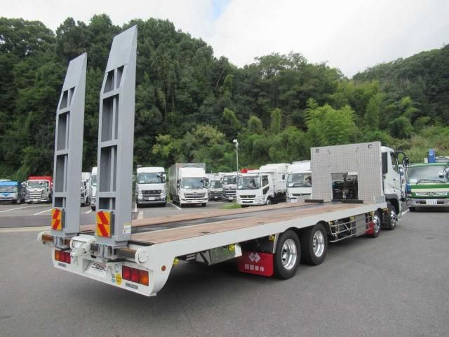 MITSUBISHI FUSOU SUPER GREAT 2025