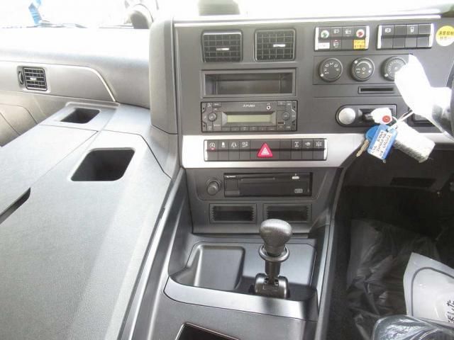 MITSUBISHI FUSOU SUPER GREAT 2025