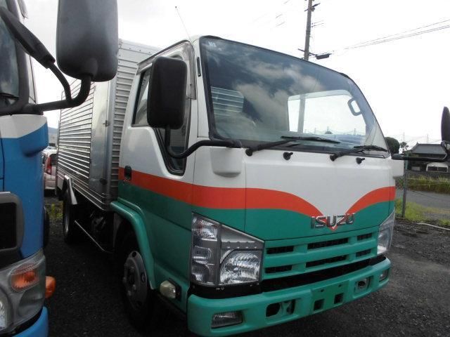 ISUZU ELF 2014