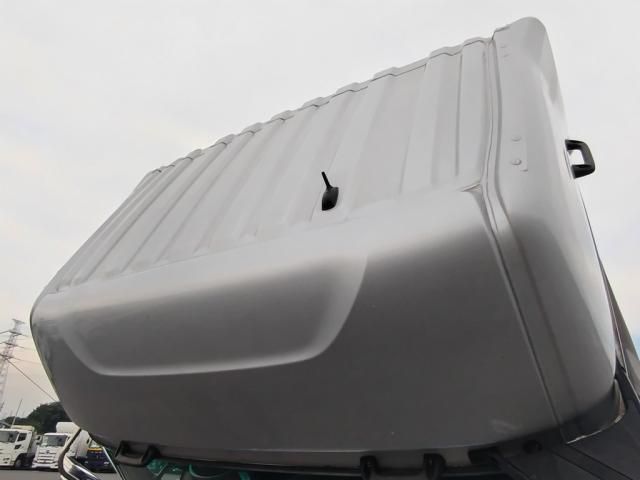 NISSAN DIESEL Quon 2019