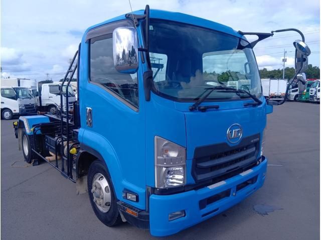 NISSAN DIESEL CONDOR 2019