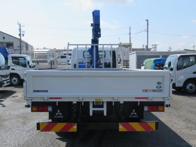 MITSUBISHI CANTER 2025