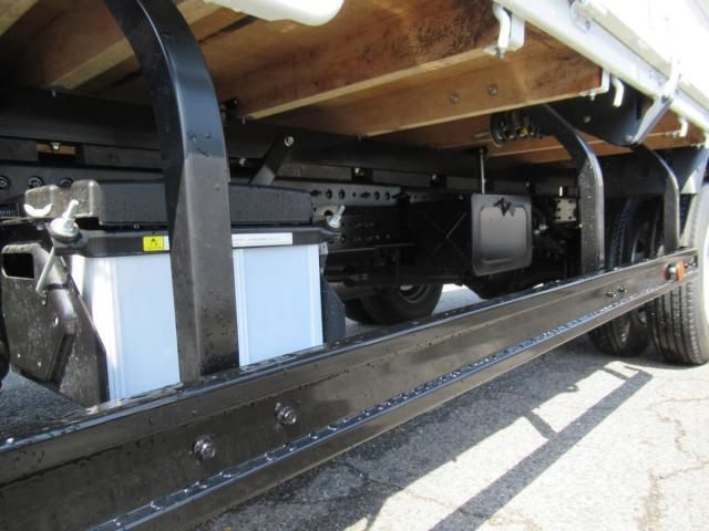 MITSUBISHI CANTER 2025