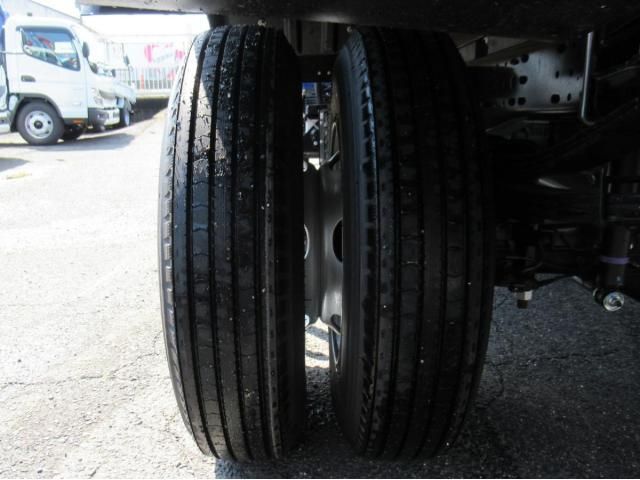 MITSUBISHI CANTER 2025