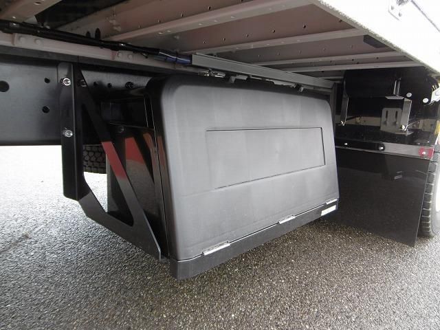 MITSUBISHI FUSOU SUPER GREAT 2025