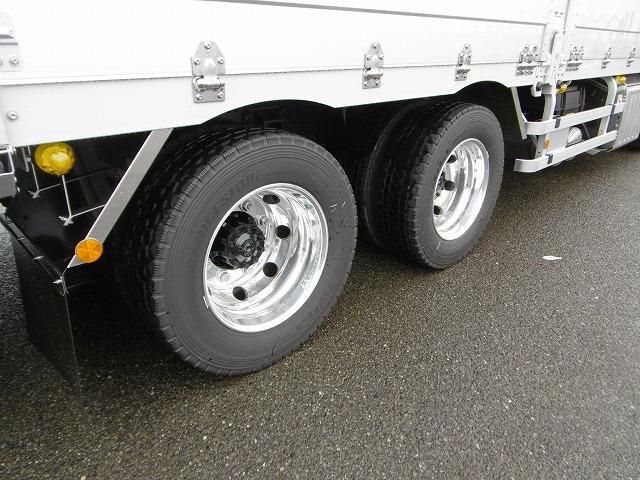 MITSUBISHI FUSOU SUPER GREAT 2025