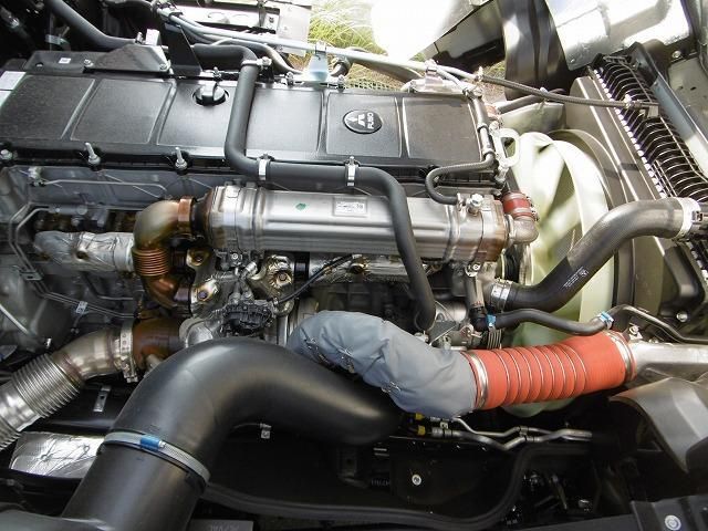 MITSUBISHI FUSOU SUPER GREAT 2025