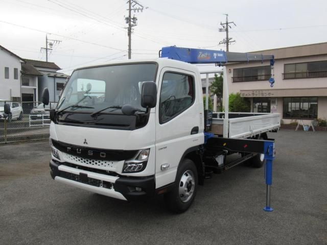 MITSUBISHI CANTER 2025