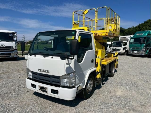 ISUZU ELF 2013