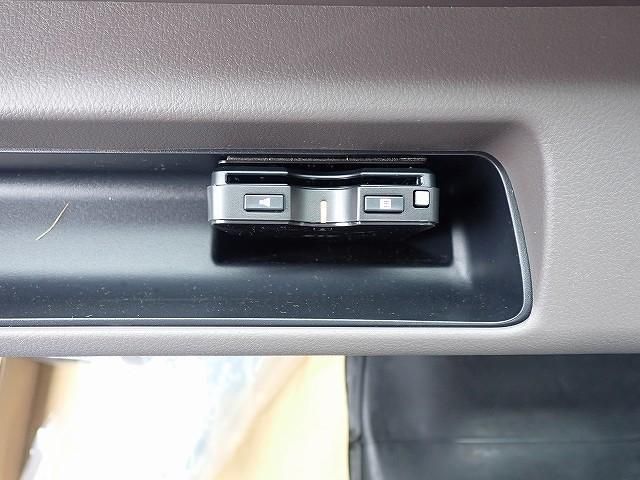 MITSUBISHI CANTER 2025