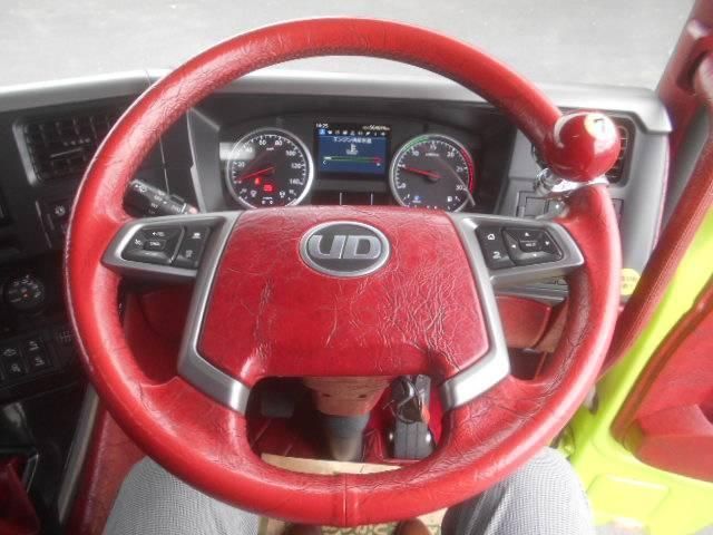 NISSAN DIESEL Quon 2019