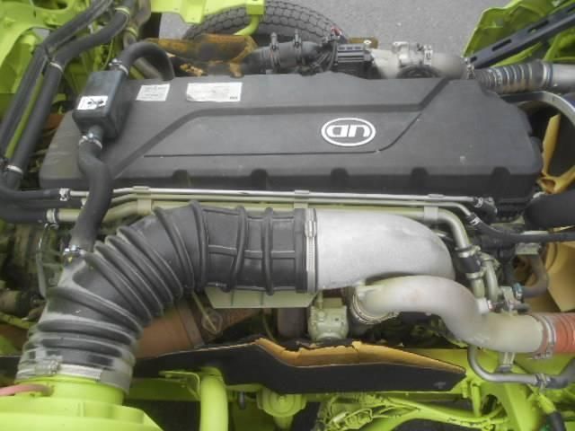 NISSAN DIESEL Quon 2019