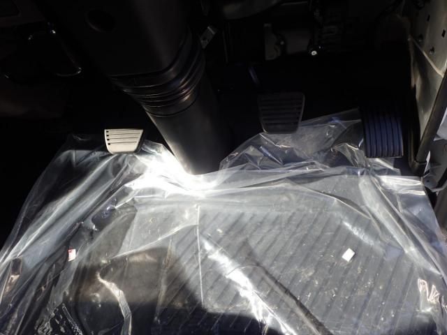 MITSUBISHI CANTER 2025