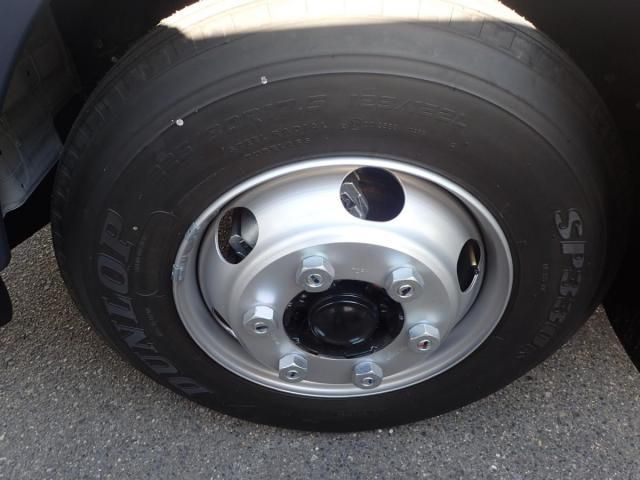 MITSUBISHI CANTER 2025