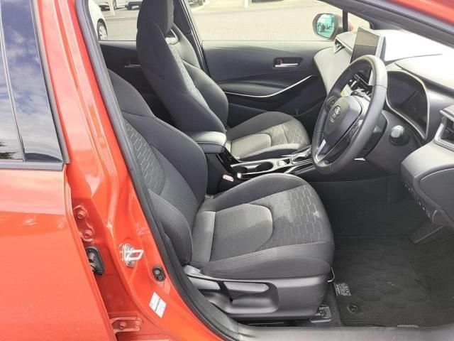 TOYOTA COROLLA SPORT HYBRID 2023