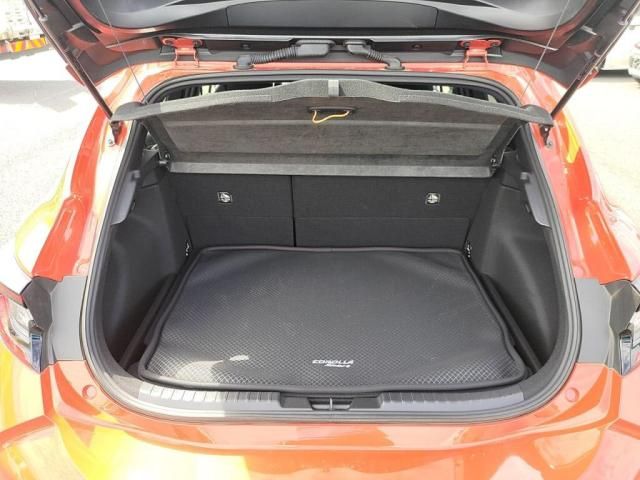 TOYOTA COROLLA SPORT HYBRID 2023