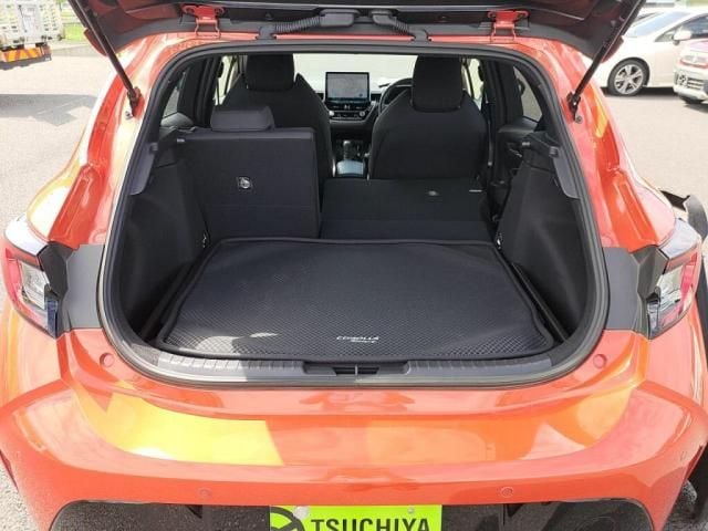 TOYOTA COROLLA SPORT HYBRID 2023