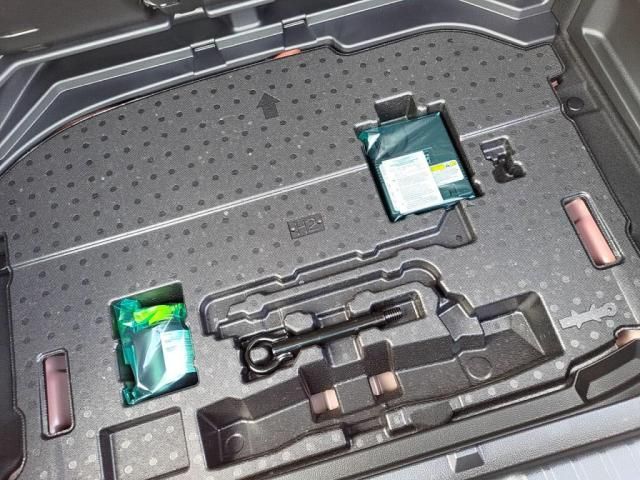 TOYOTA COROLLA SPORT HYBRID 2023