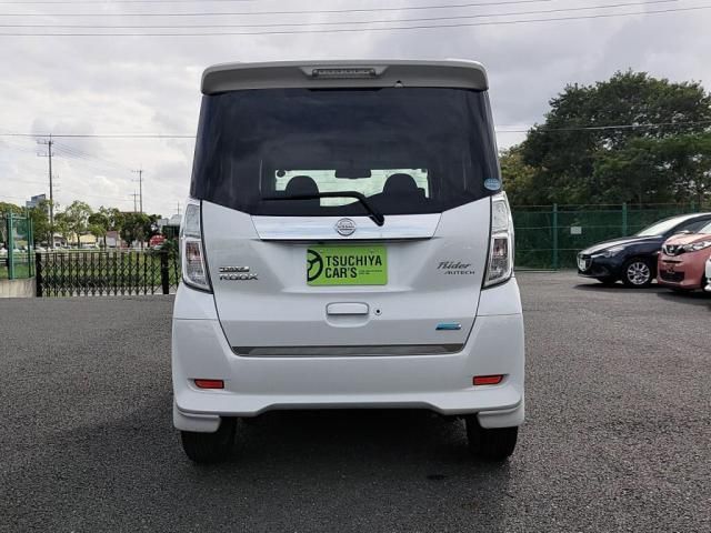 NISSAN DAYZ ROOX 2014