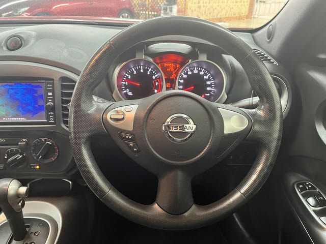 NISSAN JUKE 2017