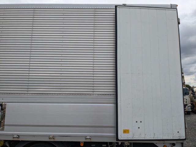 MITSUBISHI FUSOU FIGHTER 2020