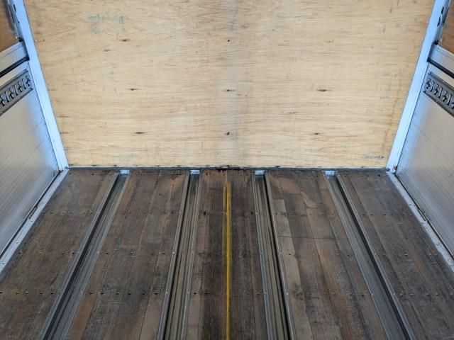 NISSAN DIESEL Quon 2018